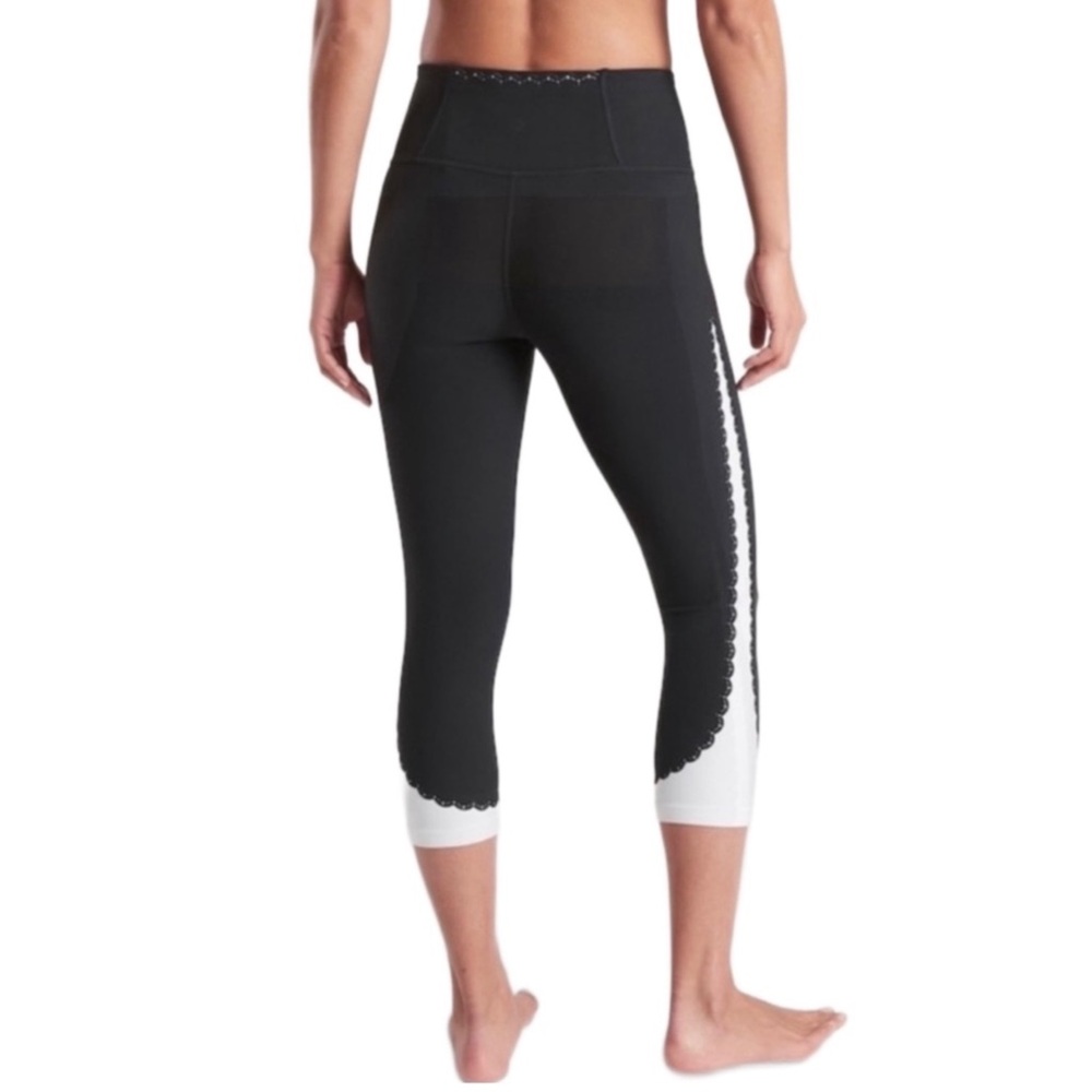 ATHLETA Black Cropped Elation Scalloped Leggings! - Picture 3 of 8